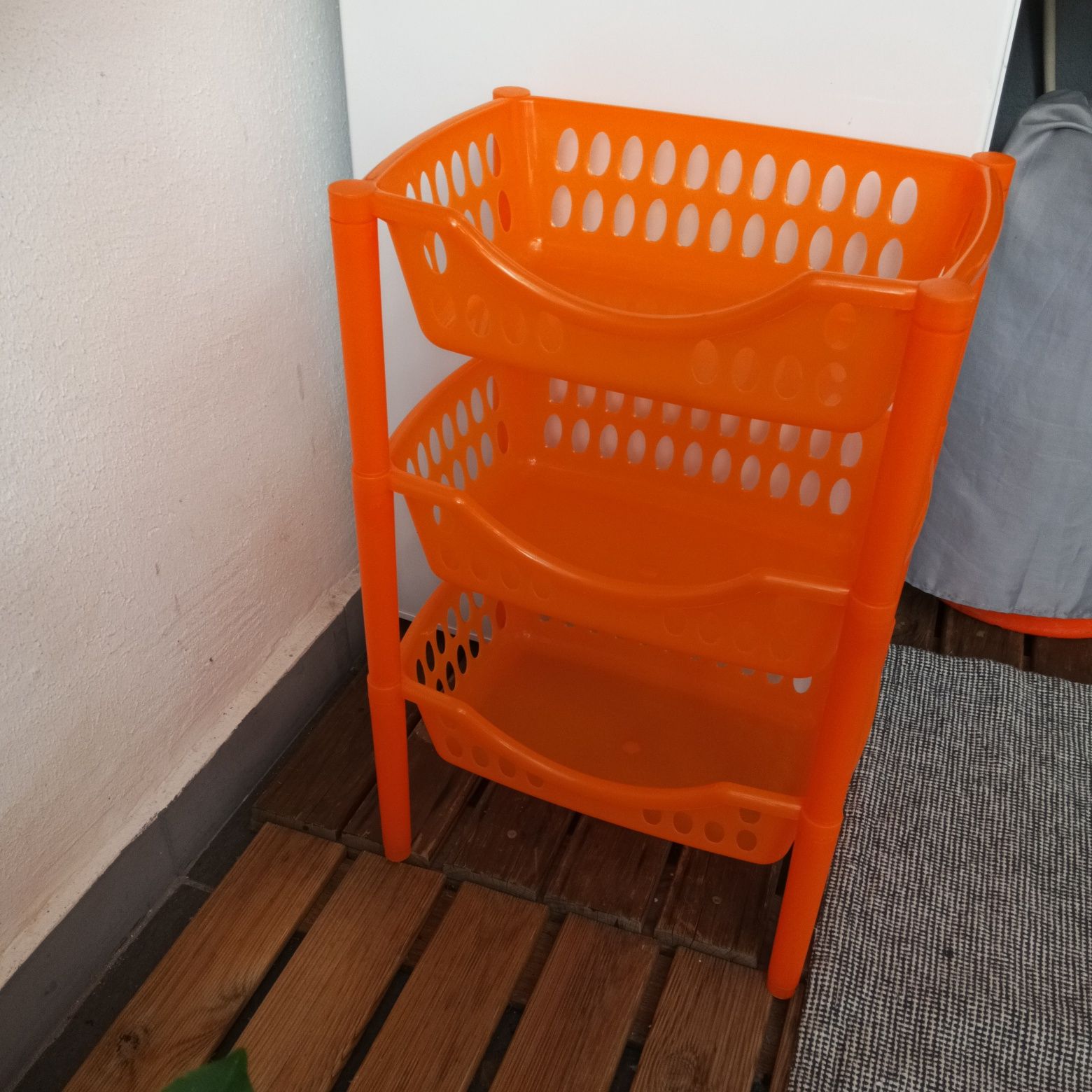 Carrinho de arrumação/prateleira