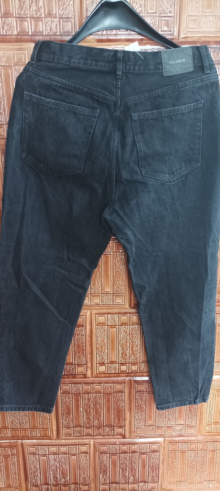 Spodnie jeansowe czarne Petite. Rozm 42 Pull&Bear.