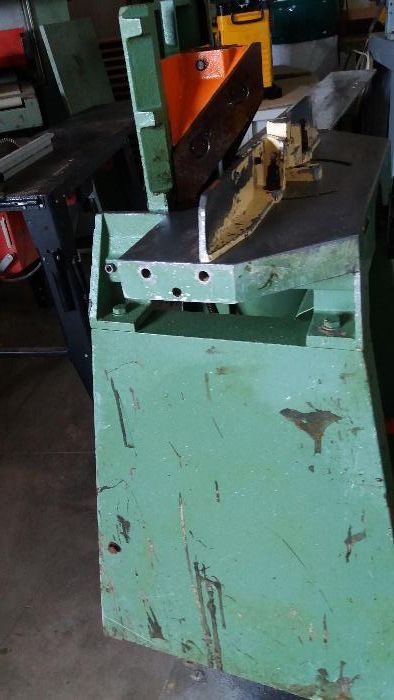 Guilhotina maquina para cortar bites carpintaria