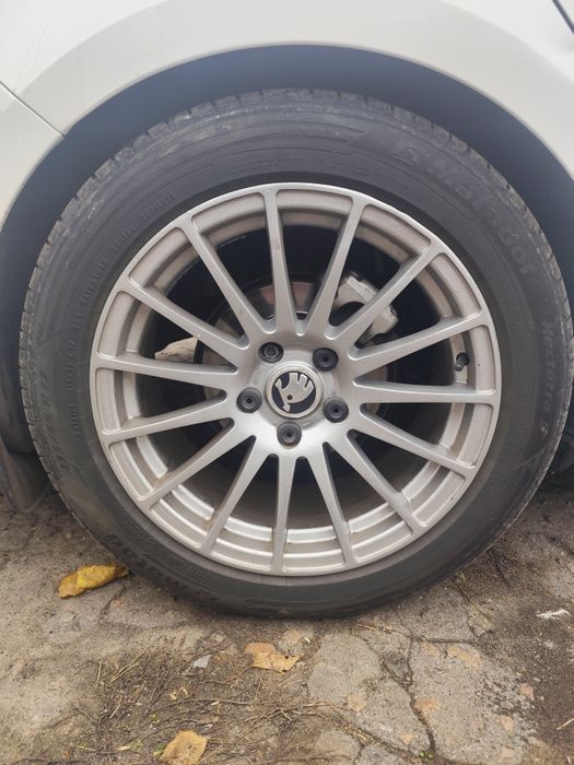 Продам резину с дисками.