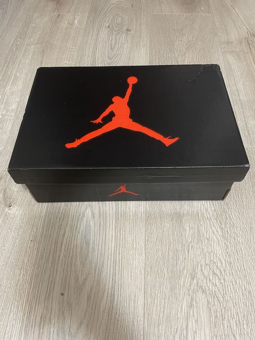 Jordan Stay Loyal 3