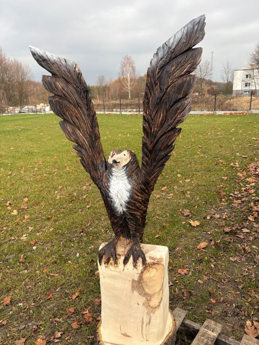 Rzeźby na Zamówienie z Drewna