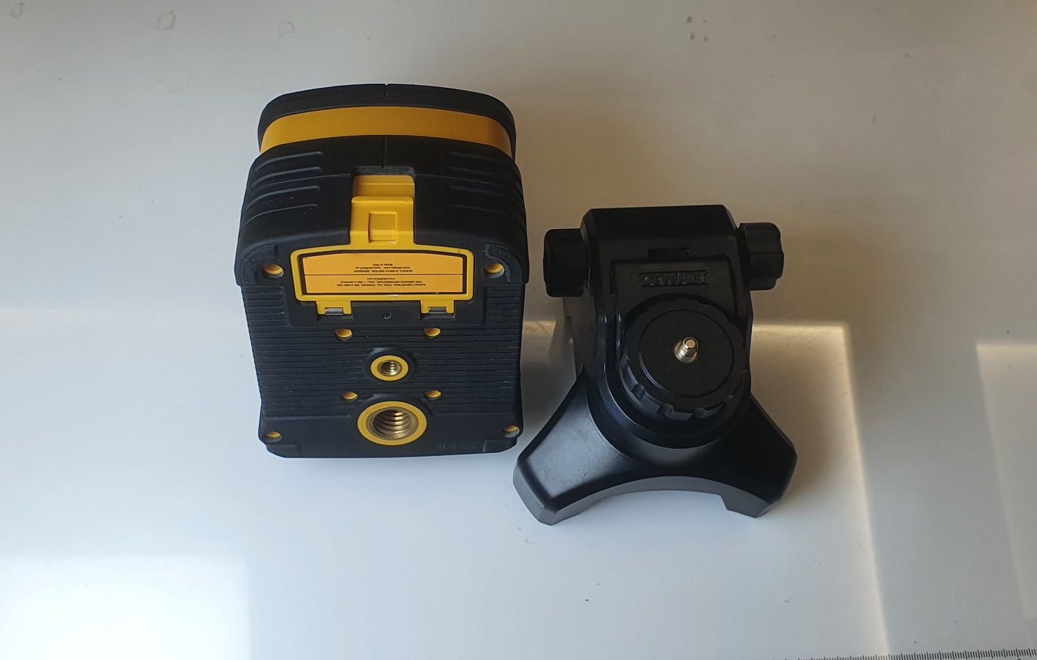 DeWalt DW0811-XJ laser samopoziomujący poziomica laserowa 360° ORYGINA