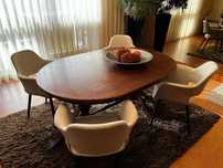 Mesa em Mogno Extensível