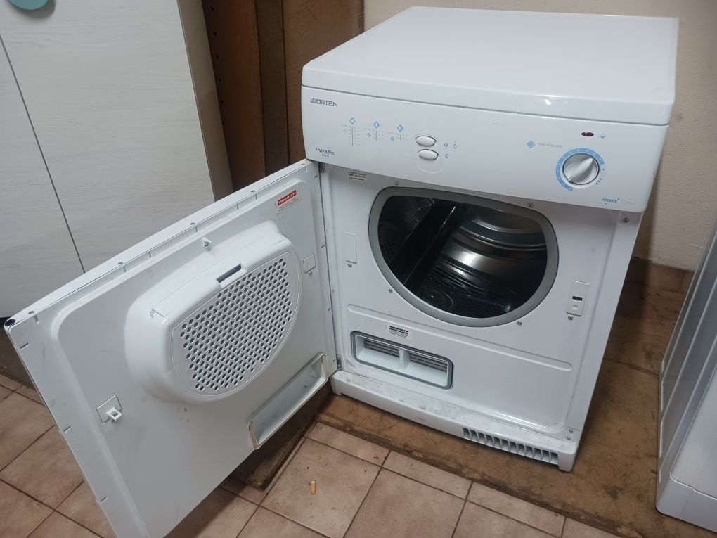 Máquina de secar roupa de condensação nao precisa de tubos em ótimo es
