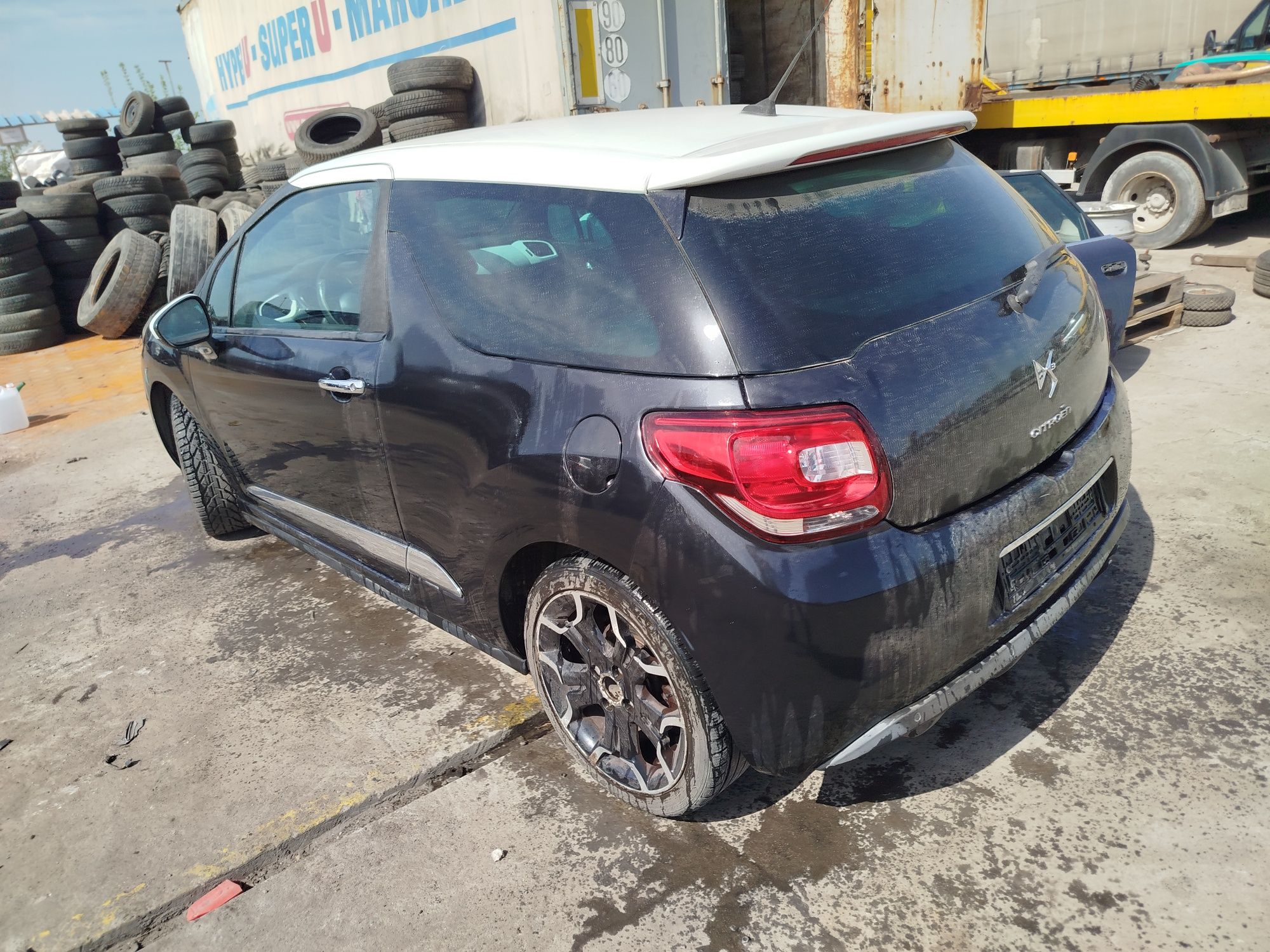 Citroen DS3 drzwi kompletne stan bdb wysyłka