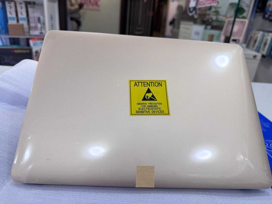 Macbook air a 1534 screen replacement