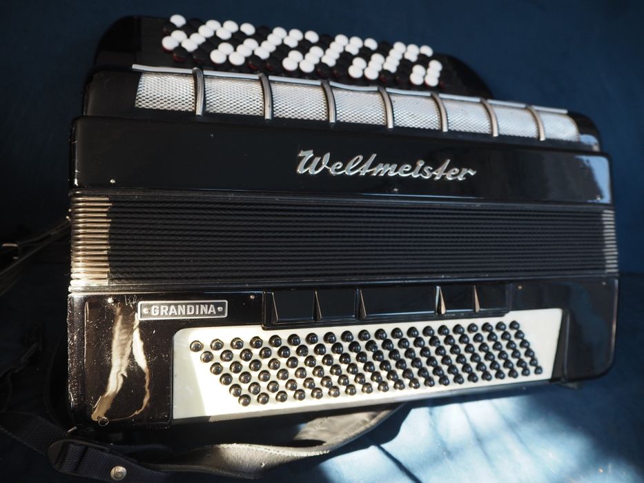Akordeon guzikowy weltmeister grandina gryf b