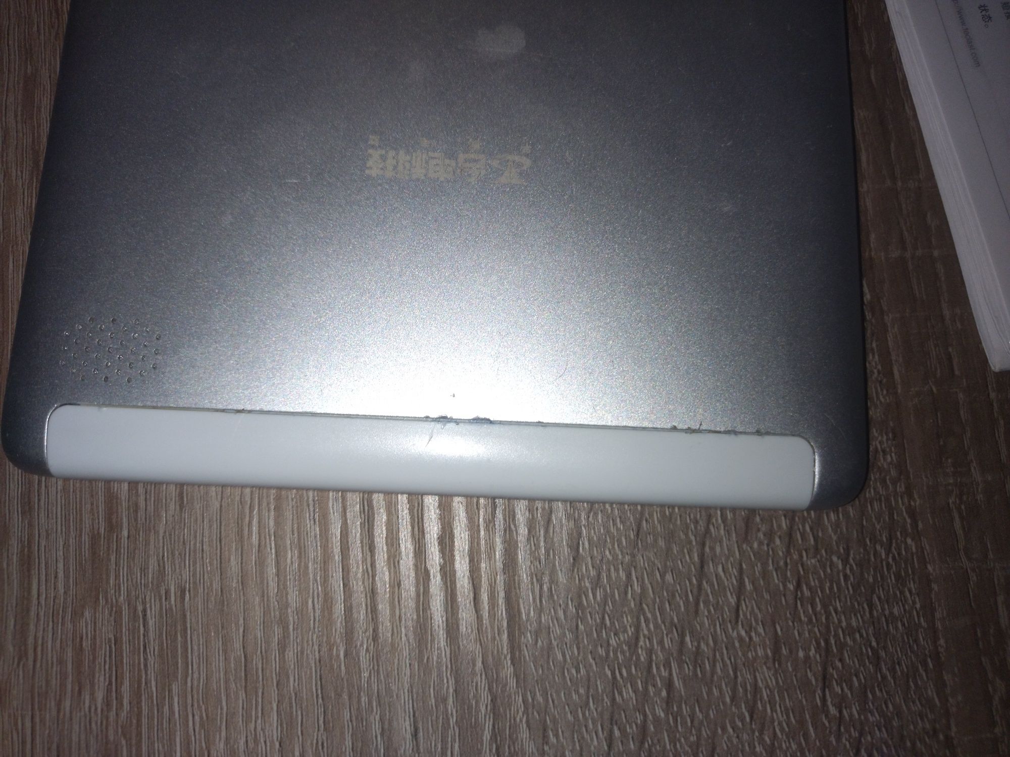 Samsung,Lenovo.Teklast.Huawei.