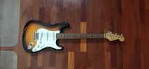 Fender Squier Bullet Strat HT | Brown Sunburst | Guitarra Eletrica