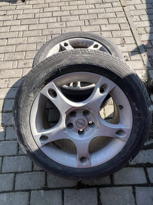 Opony z felgami 5x100 16”