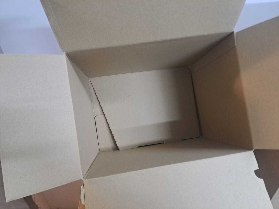 Kartony do przeprowadzki czyste wysyłki