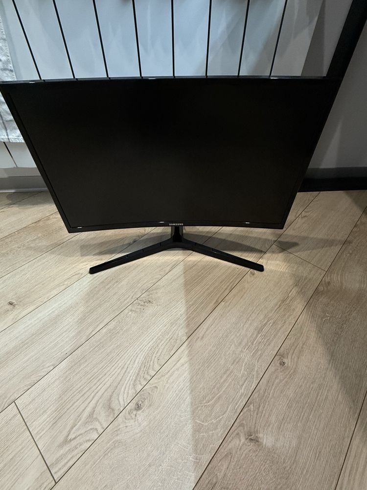 Монитор samsung c24rg50fzi