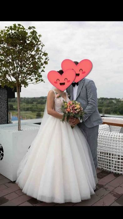 Прекрасна Весільна сукня