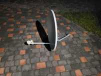 Antena satelitarna