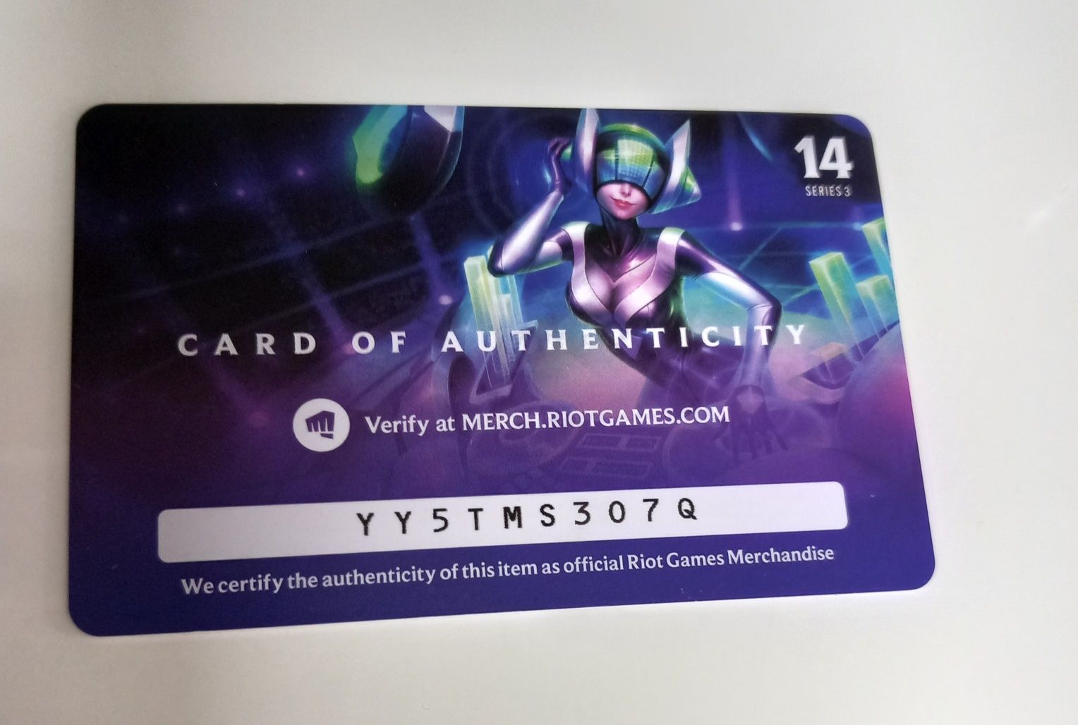 DJ Sona League of Legends Figure XL LED