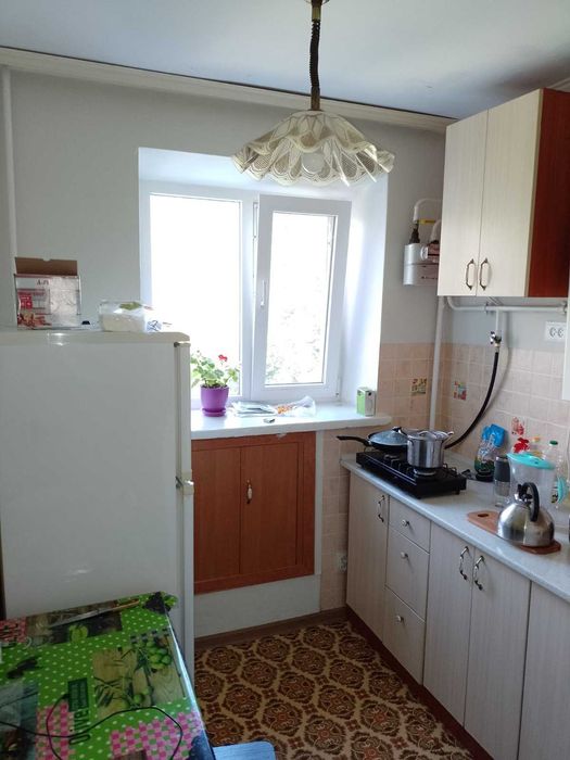 Продаж 1 к.кв р-н Виставка, цегла, не кутова, 4 поверх.ktr 32265