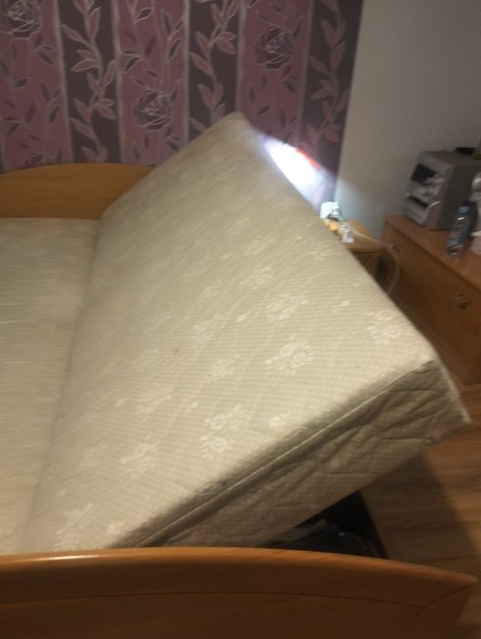 Łóżko do sypialni