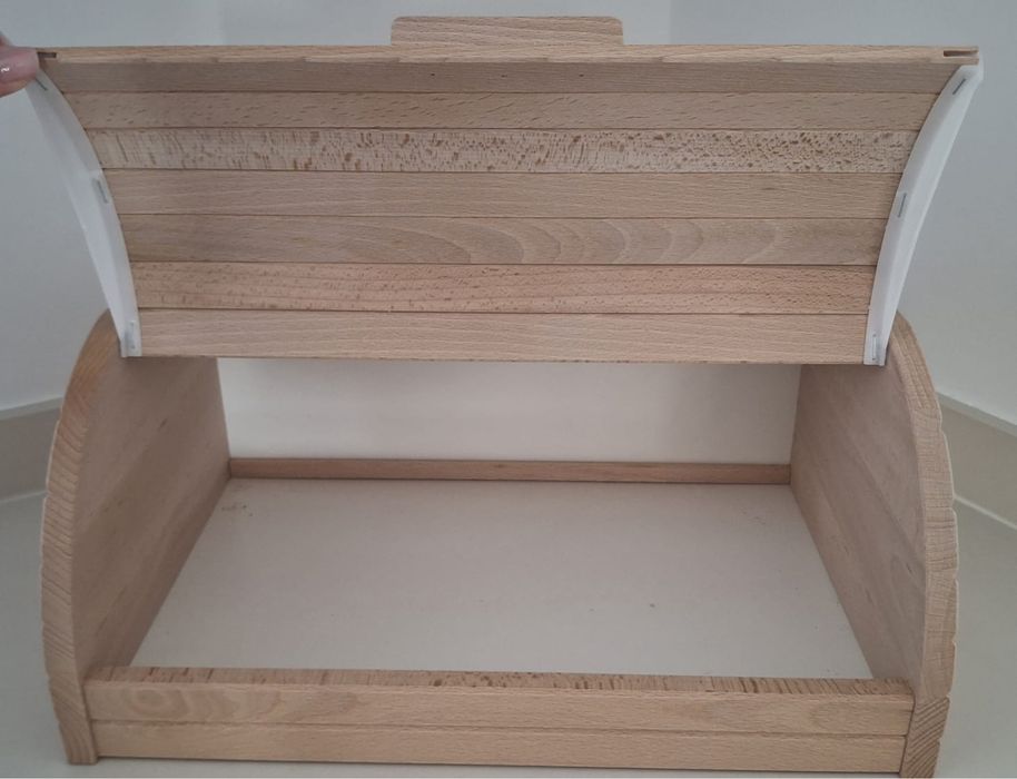 Caixa de pao madeira