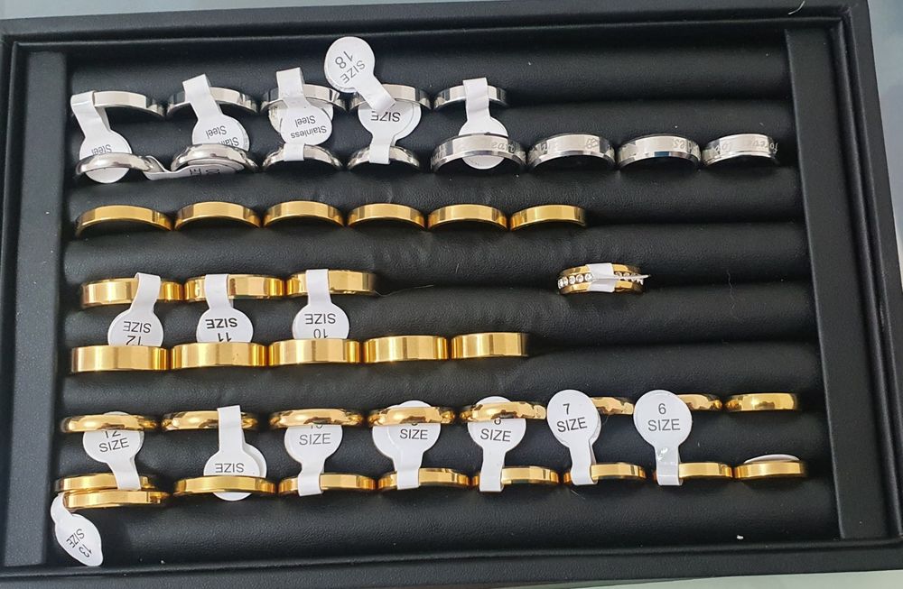 Alianças lindissimas ouro laminado 18k.