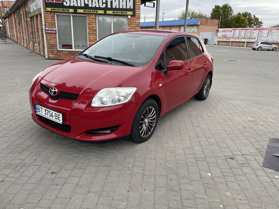 Toyota Auris 2007 автомат