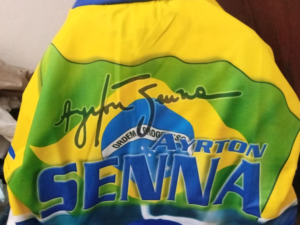 Super oferta,camisetas do super campeão Airton Senna. S M L e XL, nova