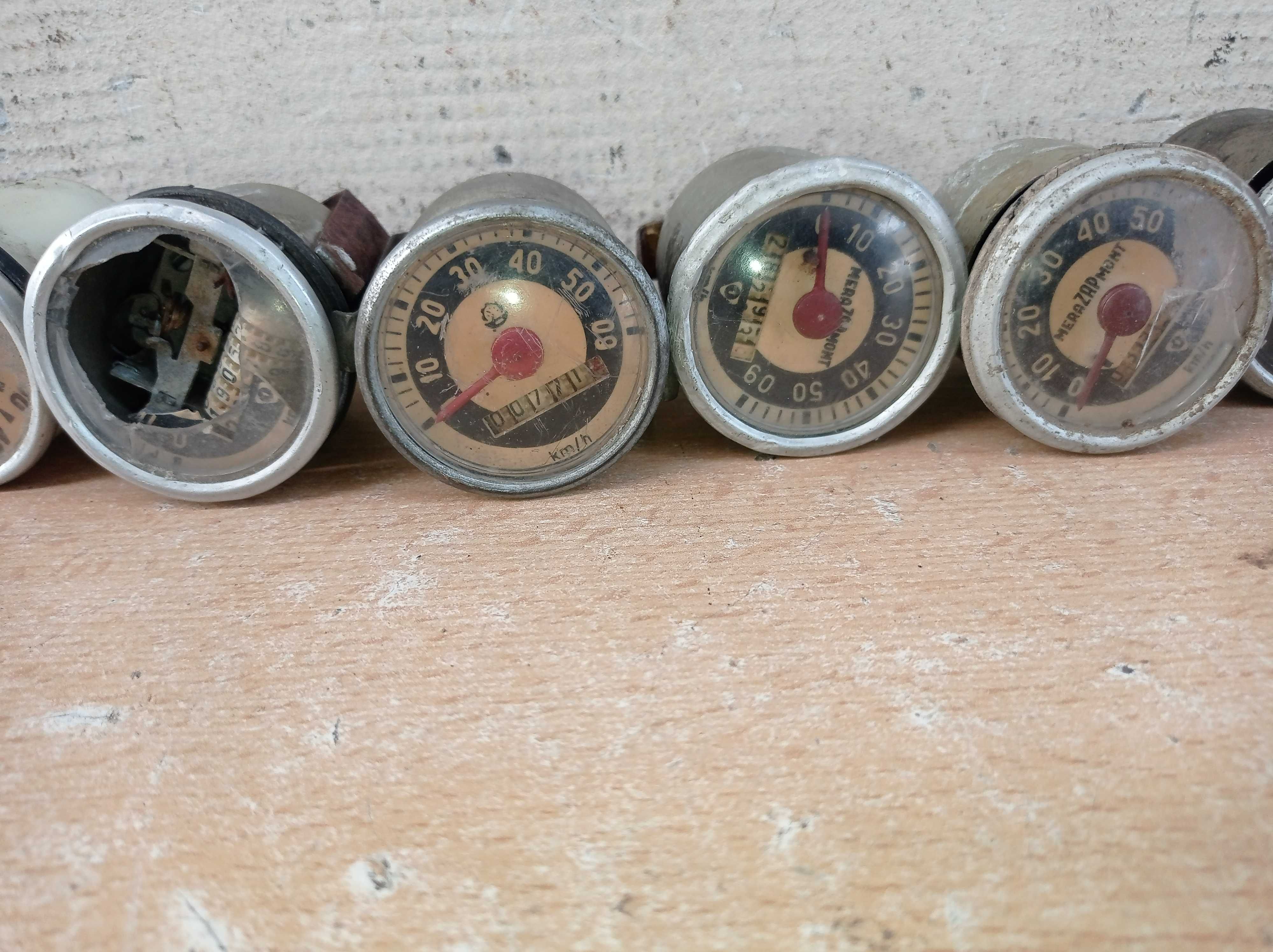 Liczniki - zegary - Romet - Komar - Motorynka - Simson