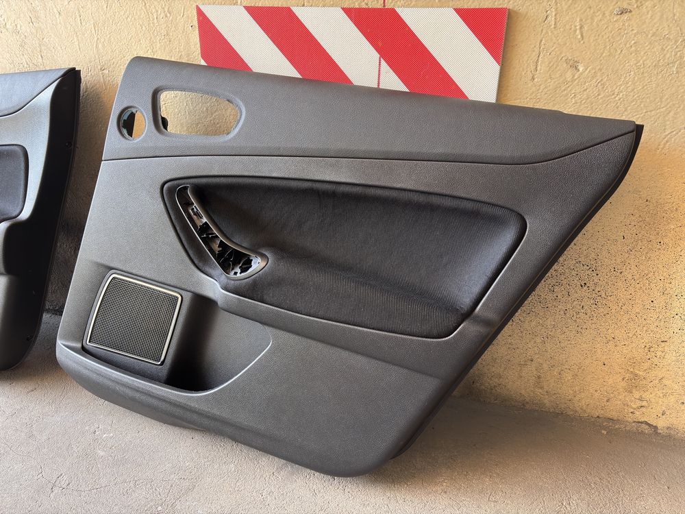Boczki mondeo mk4 2008 titanium
