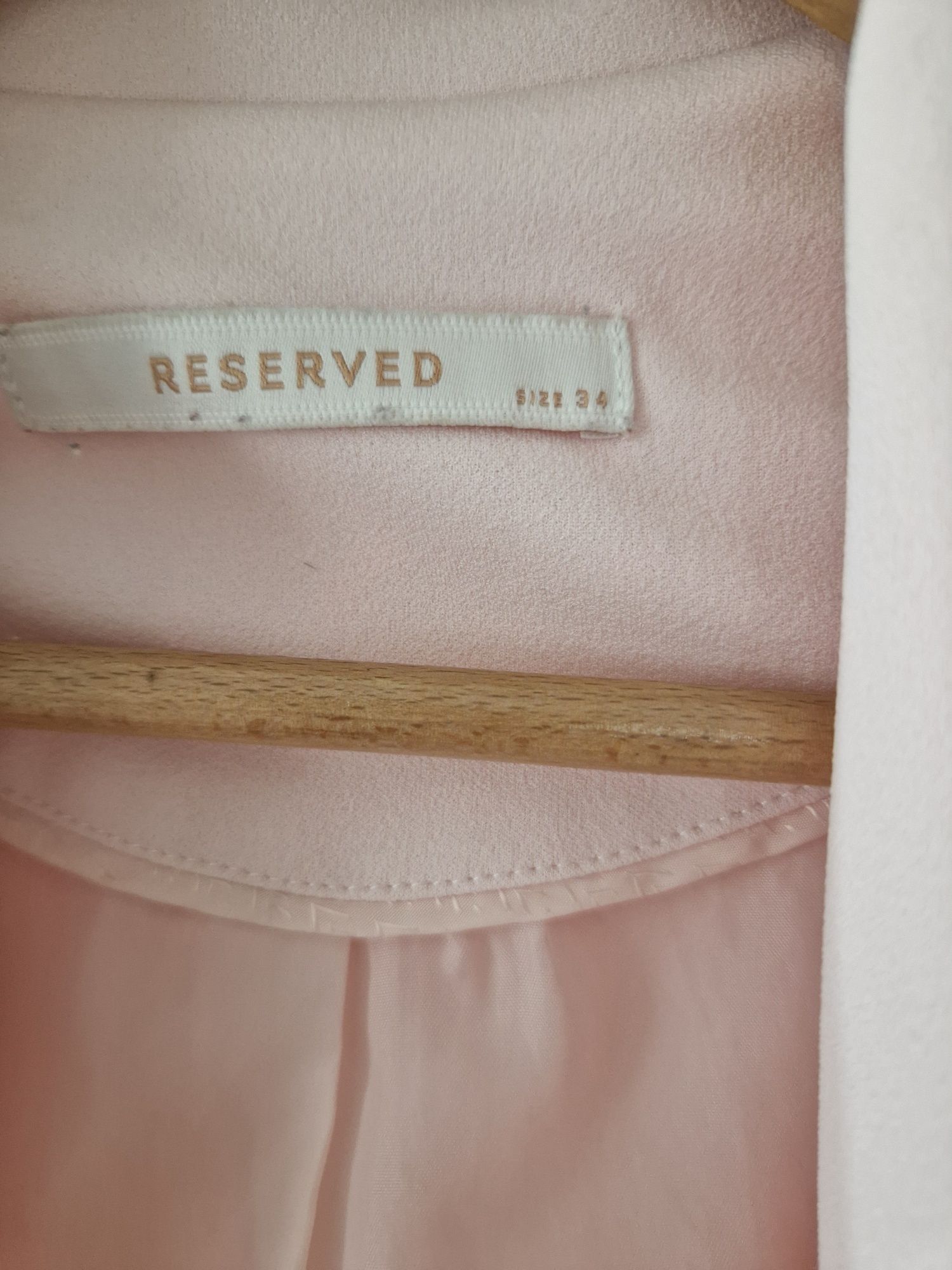 Marynarka reserved
