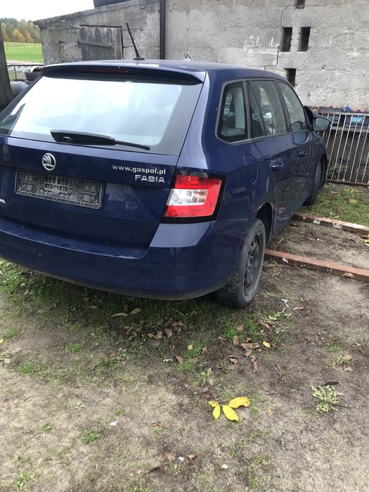 Klapa bagaznika fabia 3 kombi LF5A super stan kompletna