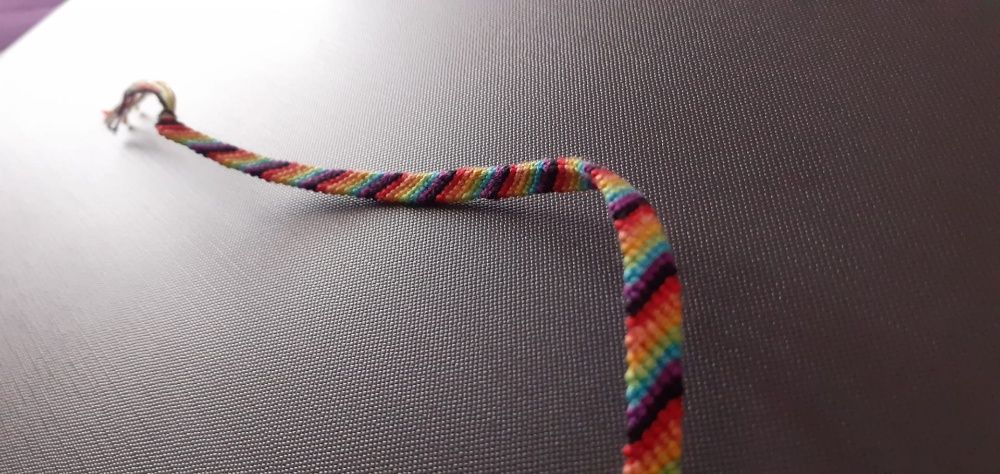 Pulseira macrame