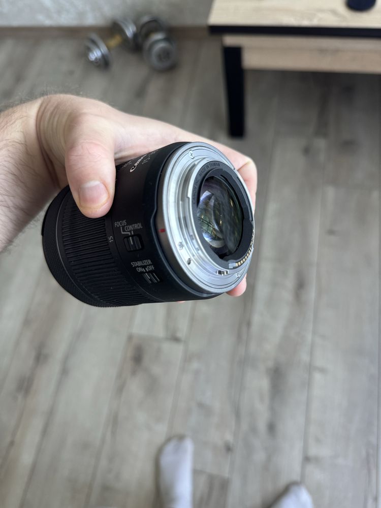 Canon RF 15-30mm f/4.5-6.3 IS STM