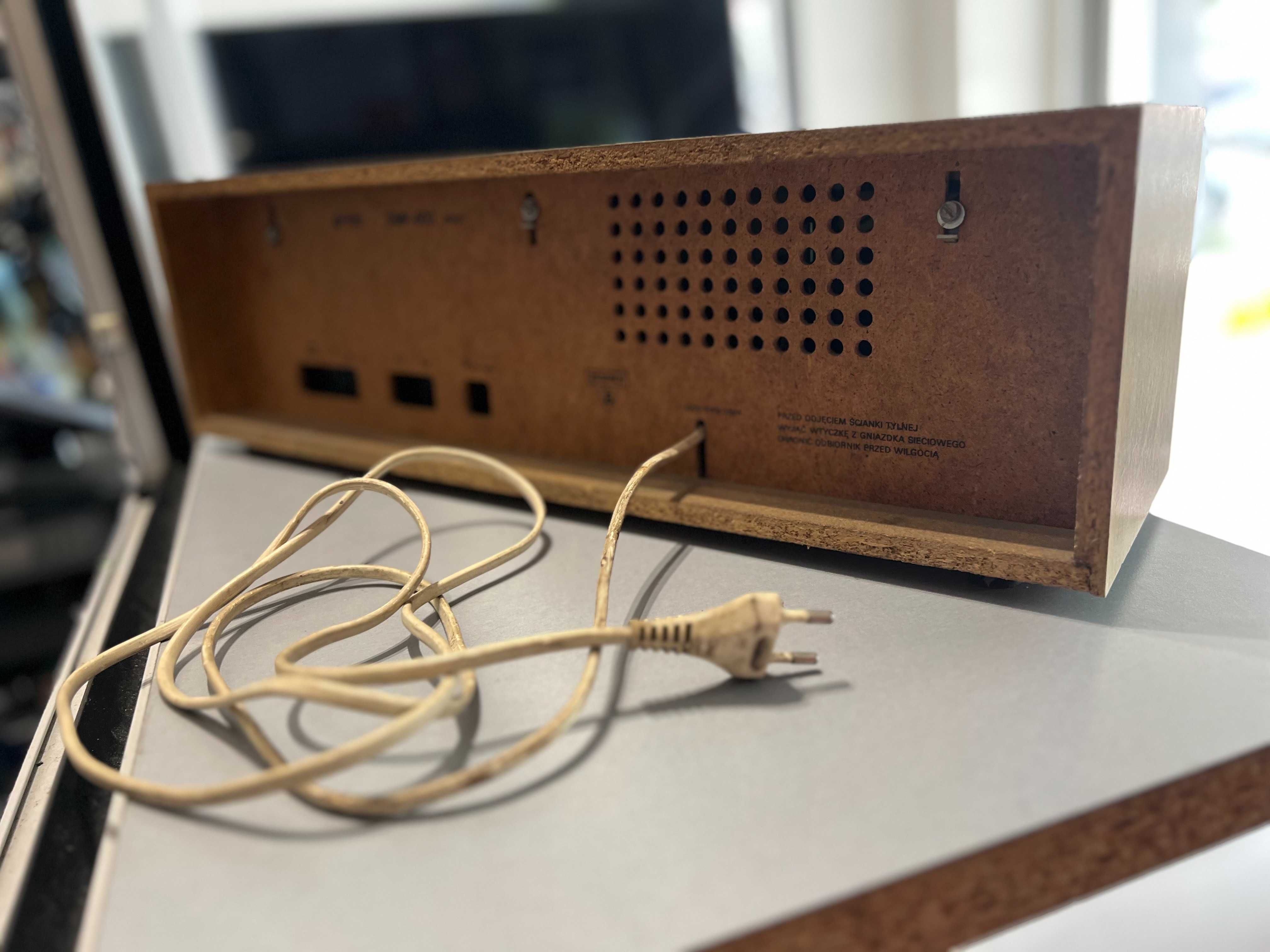 Radio Unitra Diora Taraban 2 DMP-602 (M)