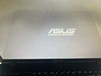 Laptop Asus R752L uszkodzony