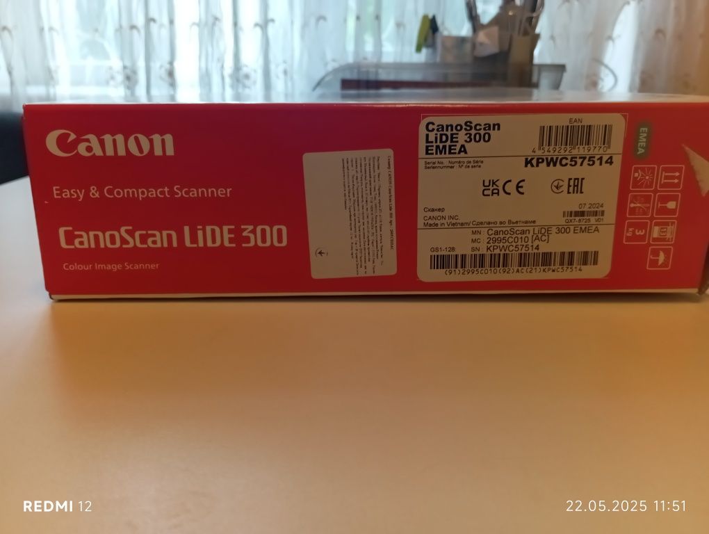 Сканер планшетний Сanon LiDE300  Кенон