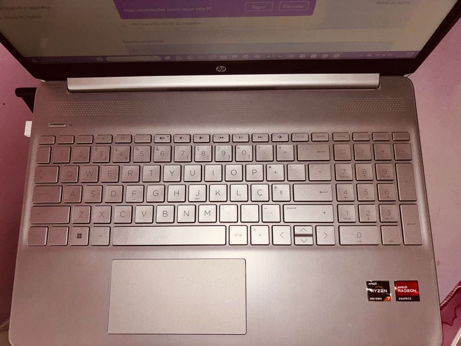 PC Laptop HP 15,6 pol. 15-ef2000