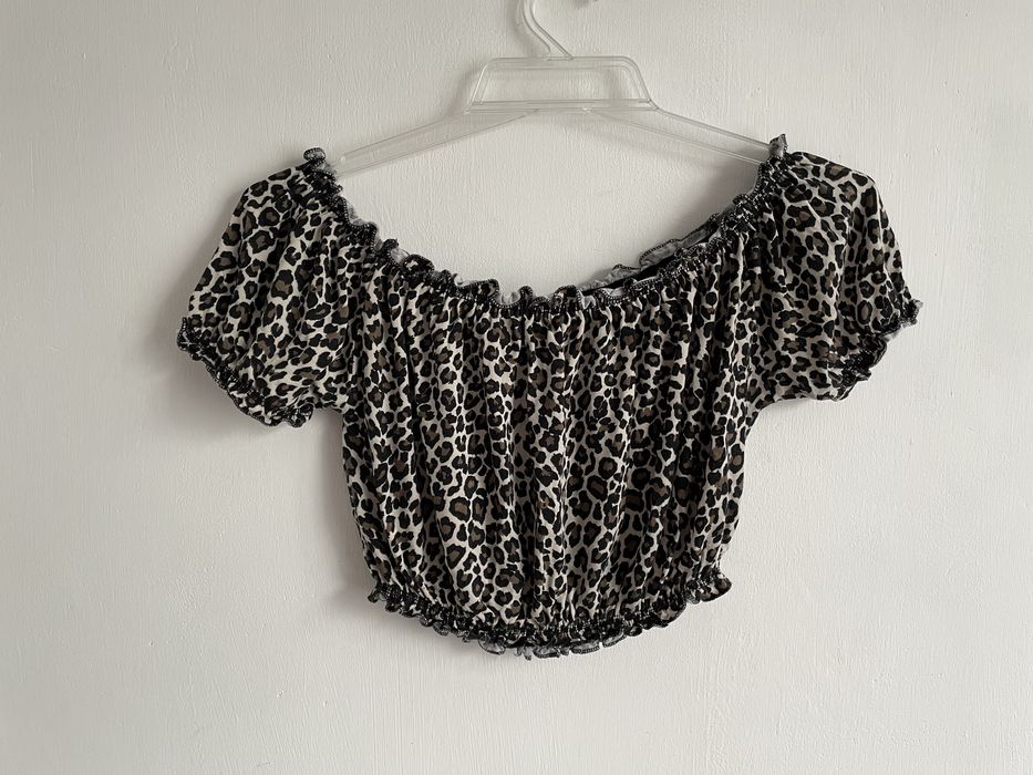 Crop top panterka z krótkim rękawem bluzka