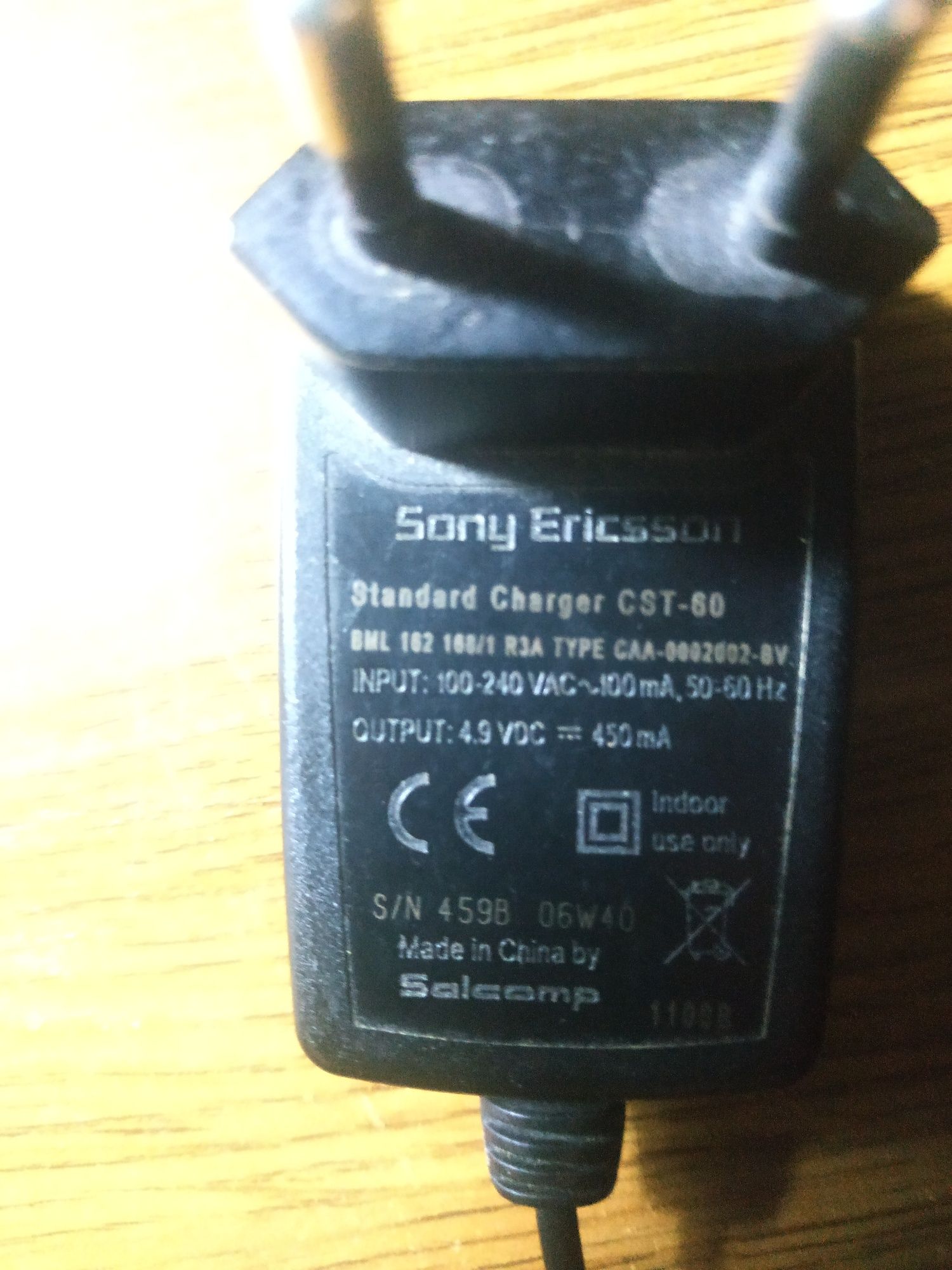 Sony Ericsson j110i,  CST-60,  HPM-60