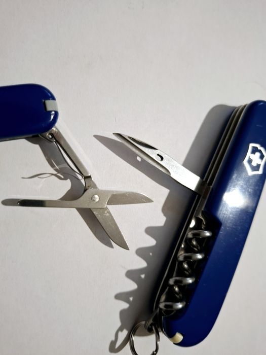 Victorinox Spartan та Classic SD (ціна за 2)