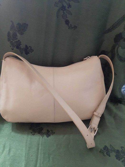 Женская сумка натуральная кожа состояние новой