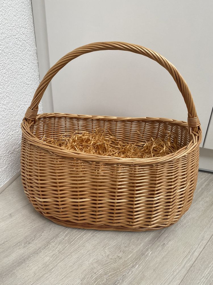 Кошик з лози/ Великодній кошик
