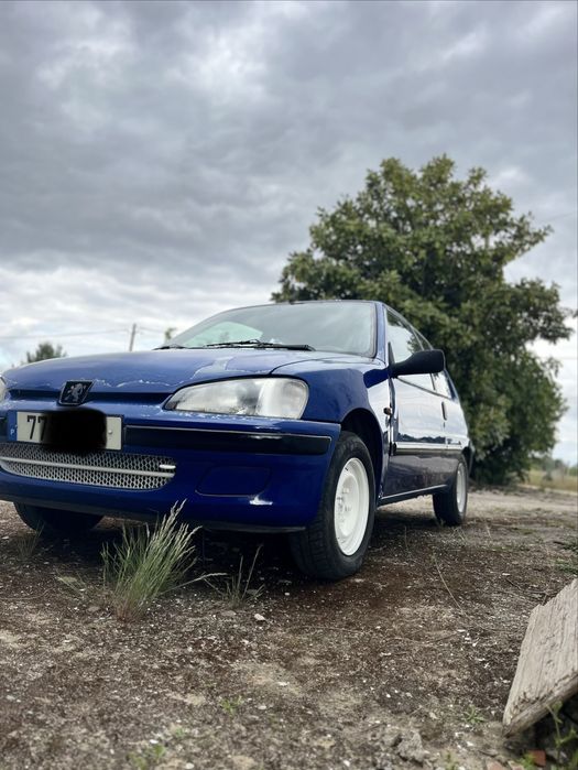 Peugeot 106 5 lugares