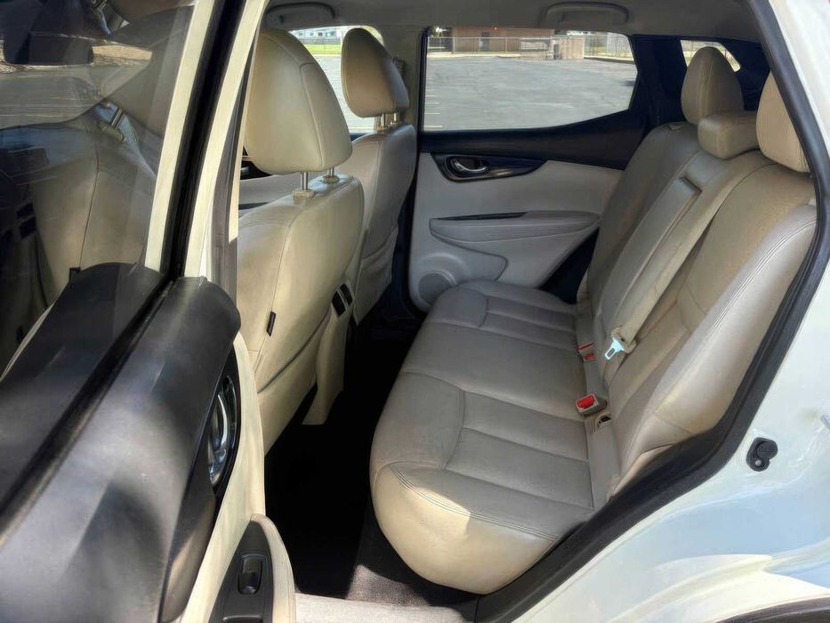 Nissan Rogue      2018