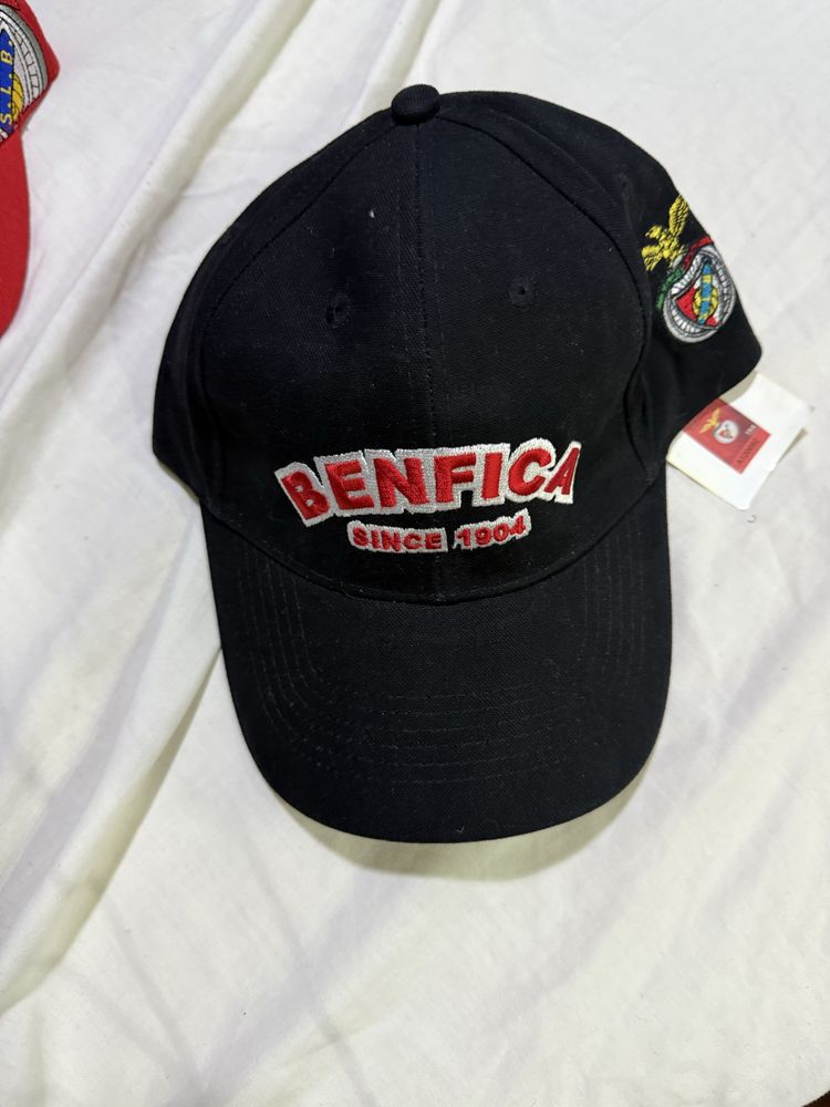 Chapeus do benfica  8 euros