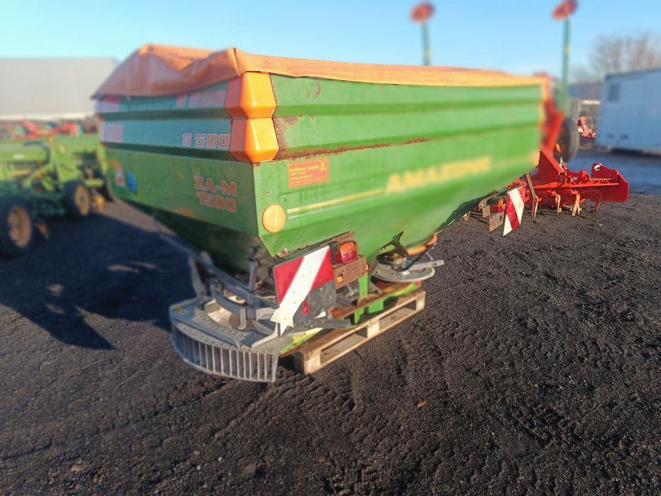 Rozsiewacz nawozów Amazone