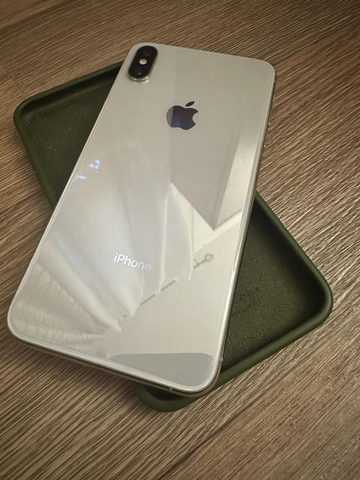 Iphone xs max 256 nevelock