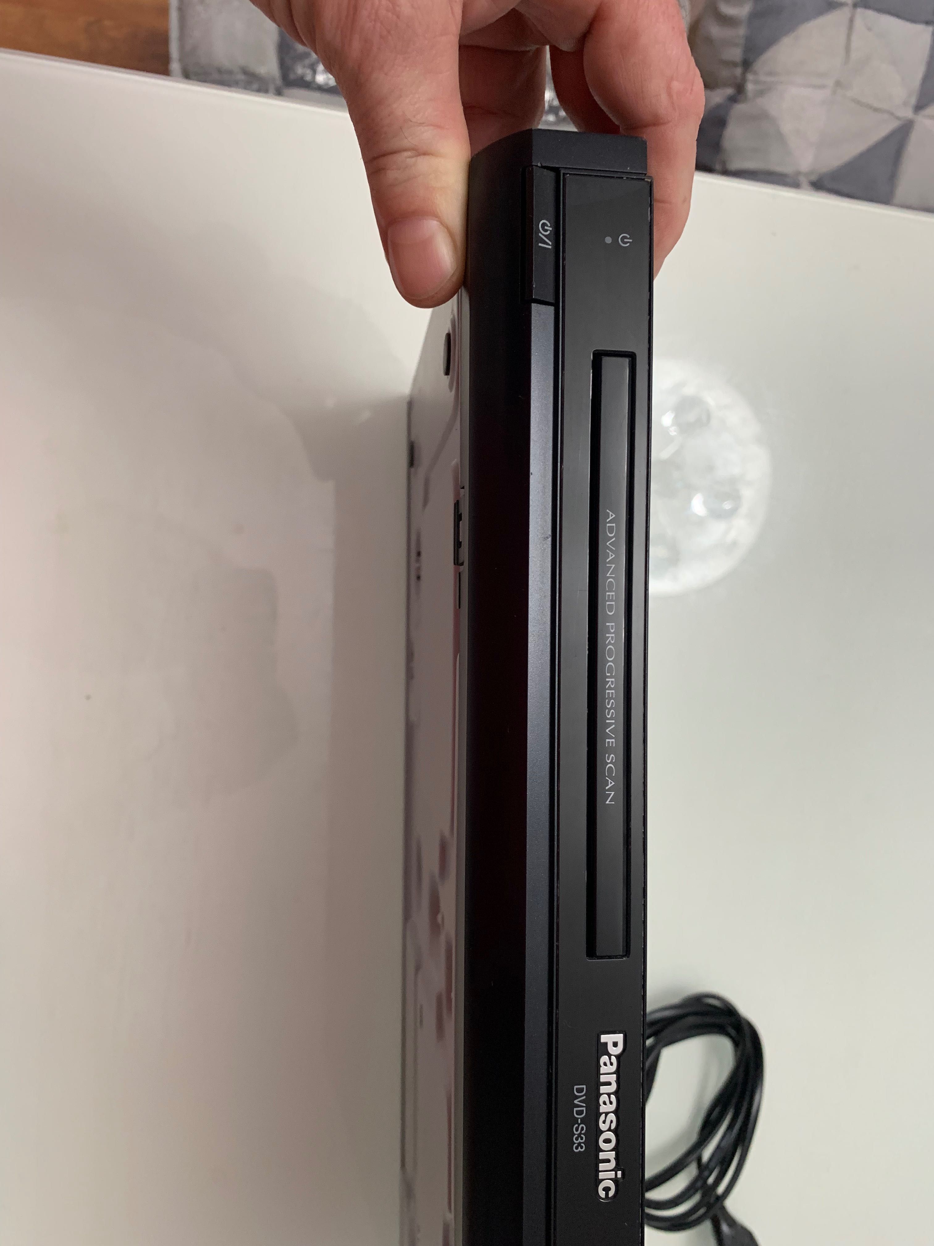 Odtwarzacz CD, DVD Panasonic DVD-S33 plus pilot, sttan BDB