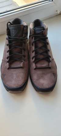 Мужские оригинальные кроссовки ботинки Adidas terrex 30 см
