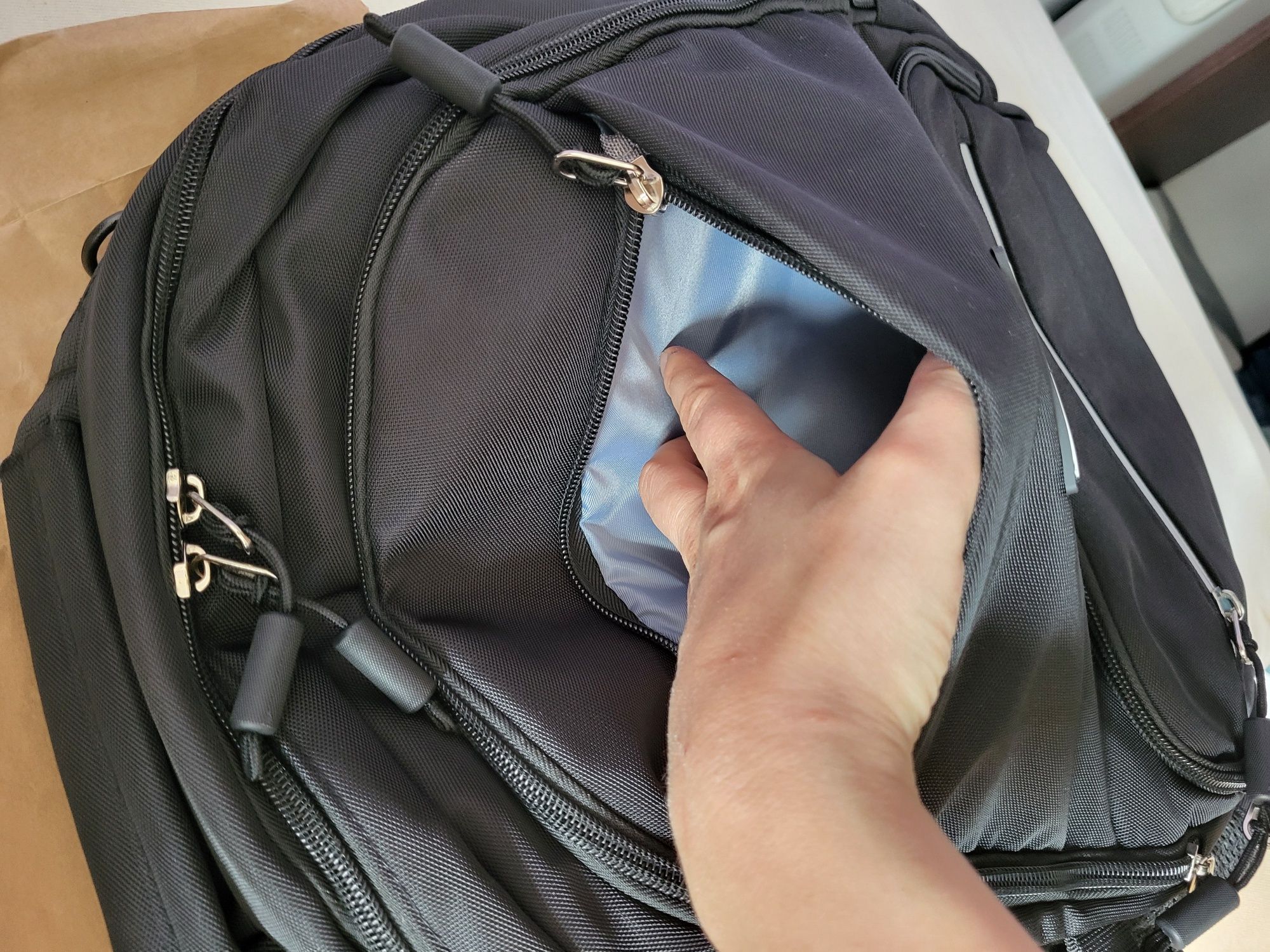 Plecak 20l na laptopa książki Ledaou