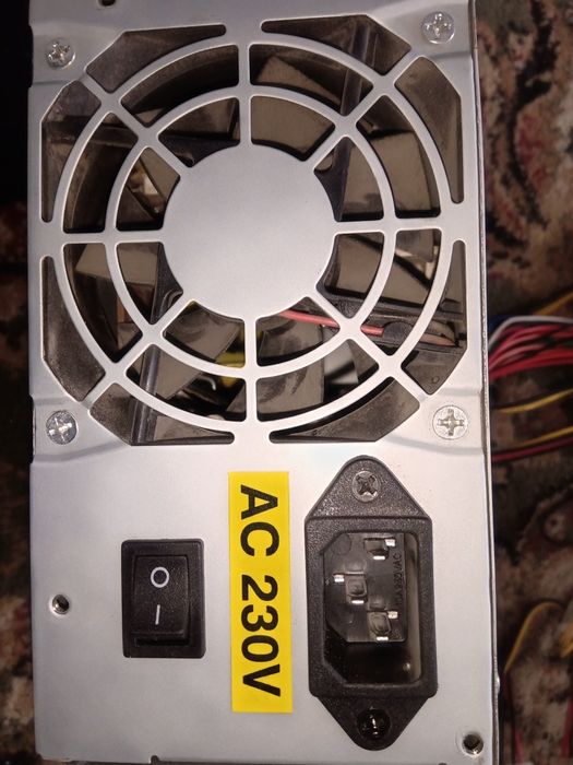 Zasilacz do komputera